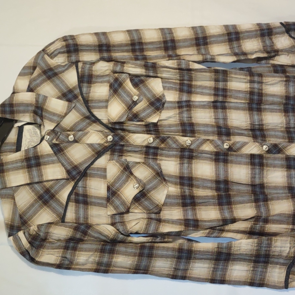 NWT, VIGOSS COLLECTION WESTERN STYLE SNAP FRONT SHIRT